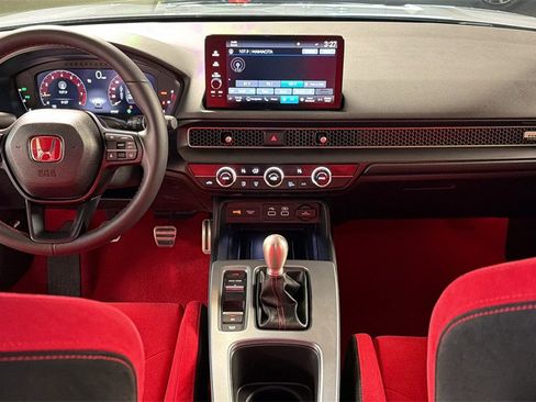 Used 2024 Honda Civic Type R image 15