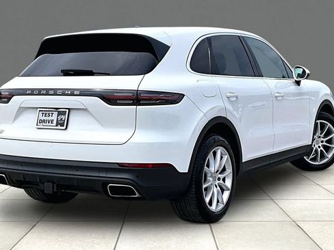 Used 2020 Porsche Cayenne AWD/4WD image 2