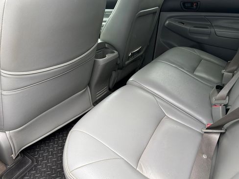 Used 2006 Toyota Tacoma 4x4 Double Cab image 9