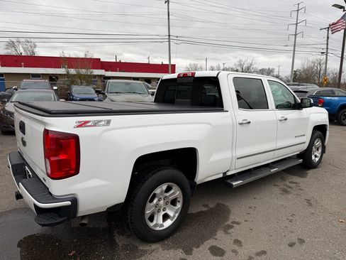 Used 2017 Chevrolet Silverado 1500 LTZ Z71 image 5
