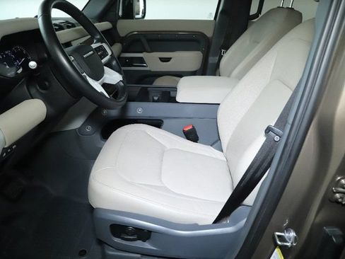 Certified 2023 Land Rover Defender 110 S AWD/4WD image 17