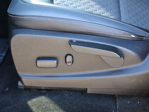 Certified 2016 Chevrolet Colorado Z71 image 18