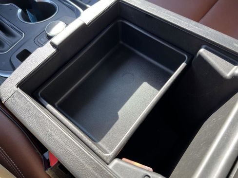 Used 2019 Chevrolet Traverse High Country image 36