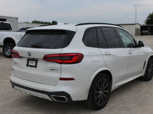 Used 2019 BMW X5 xDrive40i w/ M Sport Package AWD/4WD image 6
