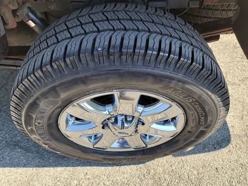 Used 2014 Ford F150 XLT w/ Equipment Group 302A Luxury AWD/4WD image 25