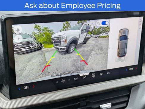 New 2026 Ford Explorer Active RWD image 13