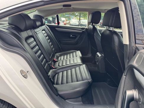 Used 2014 Volkswagen CC R-Line FWD image 16
