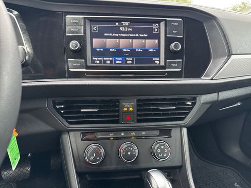 Used 2021 Volkswagen Jetta S w/ Driver Assistance Package image 16