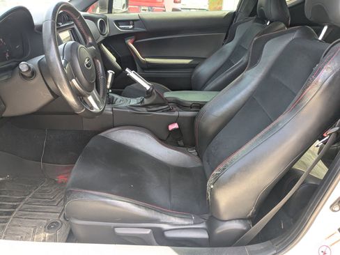 Used 2013 Subaru BRZ Limited w/ Popular Pkg 2C image 9