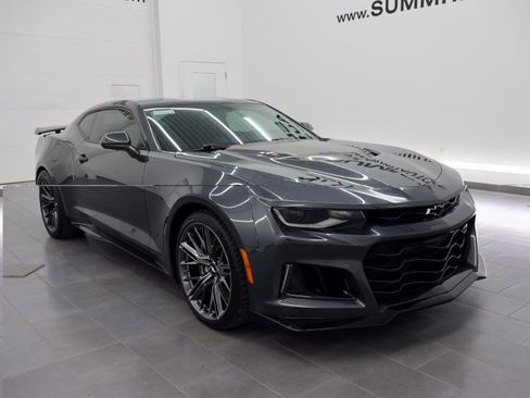 Used 2017 Chevrolet Camaro ZL1 RWD image 2