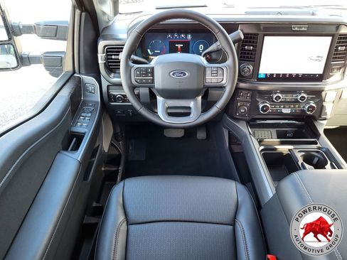 New 2026 Ford F250 Lariat w/ Black Appearance Package image 19