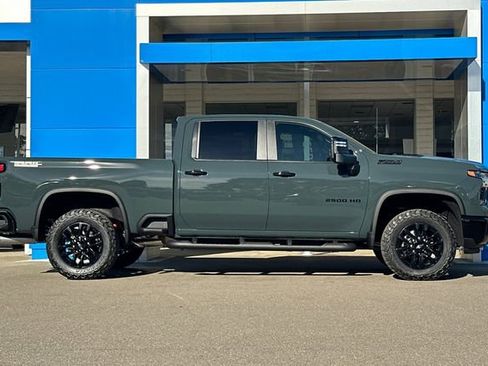 New 2026 Chevrolet Silverado 2500 LT w/ Trail Boss Package image 4