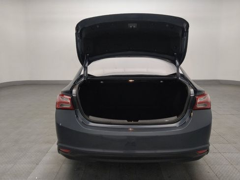 Used 2021 Chevrolet Malibu LT image 29