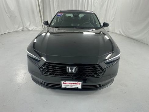 Used 2023 Honda Accord EX image 8