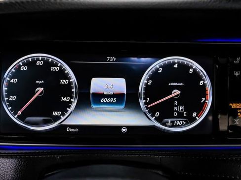 Used 2017 Mercedes-Benz S 550 Sedan image 23