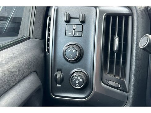 Used 2017 Chevrolet Silverado 2500 LT w/ All Star Edition image 29