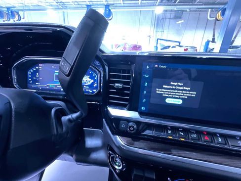 Used 2025 Chevrolet Silverado 2500 LT w/ Trail Boss Package image 31