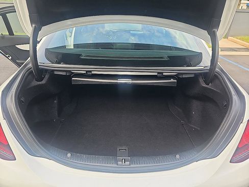 Used 2021 Mercedes-Benz C 300 4MATIC Sedan image 34