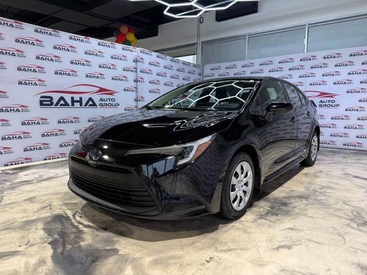 Used 2024 Toyota Corolla LE AWD/4WD image 4