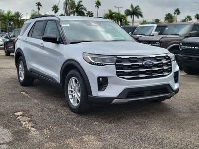 New 2026 Ford Explorer Active w/ Active Comfort Package