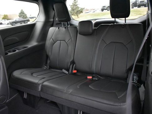 New 2026 Chrysler Voyager LX FWD image 23