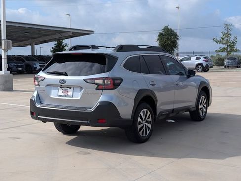 Certified 2025 Subaru Outback Premium w/ Popular Package #1A AWD/4WD image 5