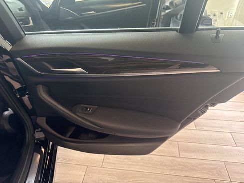 Used 2018 BMW 530e w/ Premium Package 2 RWD image 23