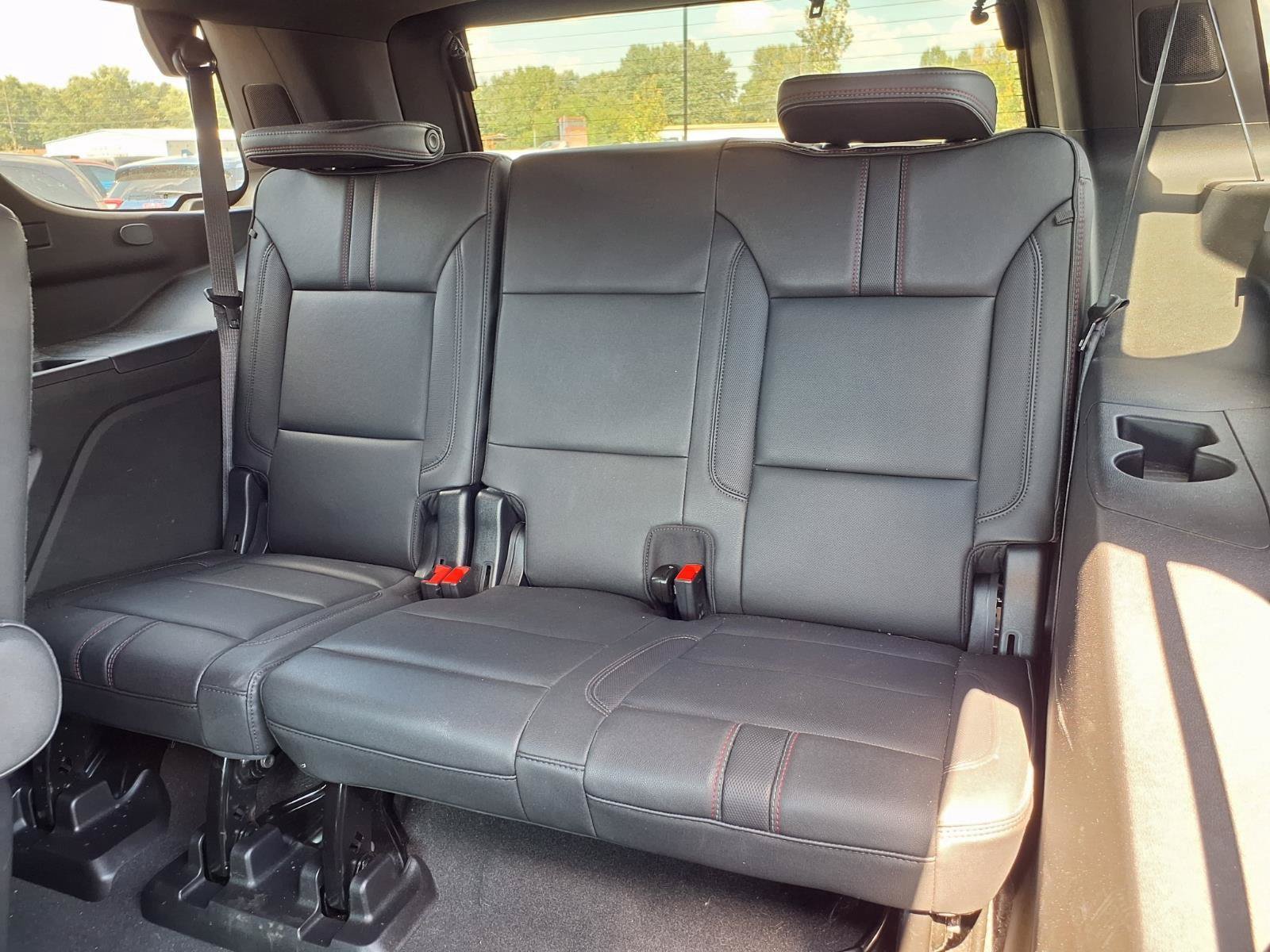 Used 2024 Chevrolet Tahoe RST w/ Luxury Package AWD/4WD image 27
