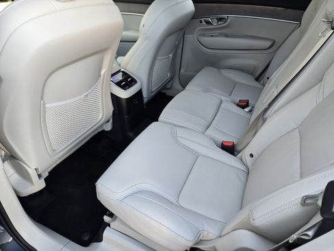 New 2026 Volvo XC90 T8 Ultra w/ Protection Package Premier image 31