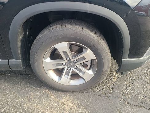 Used 2024 Honda Pilot EX-L image 7