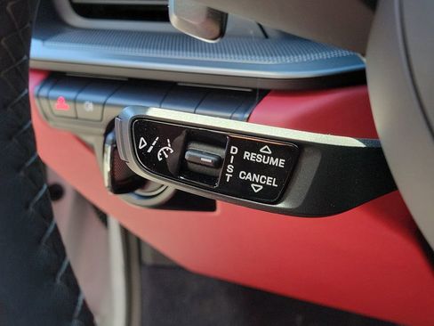 Certified 2024 Porsche 911 Carrera image 38