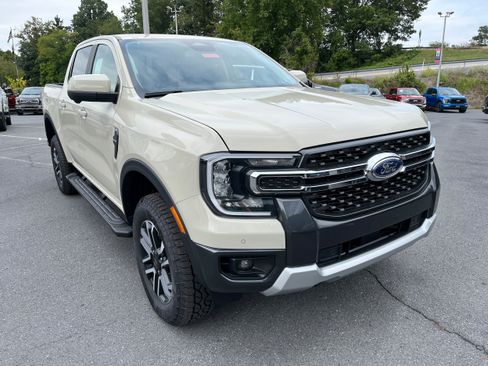 New 2026 Ford Ranger Lariat w/ FX4 Off-Road Package AWD/4WD image 4