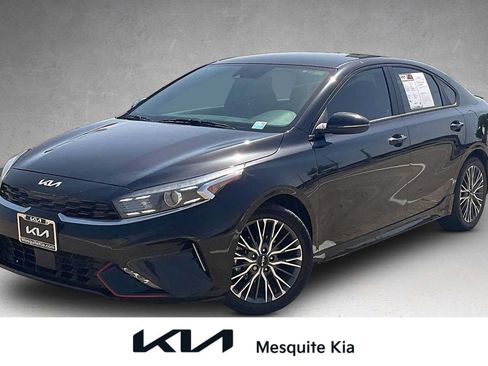 Used 2023 Kia Forte GT-Line w/ GT-Line Technology Package FWD image 1