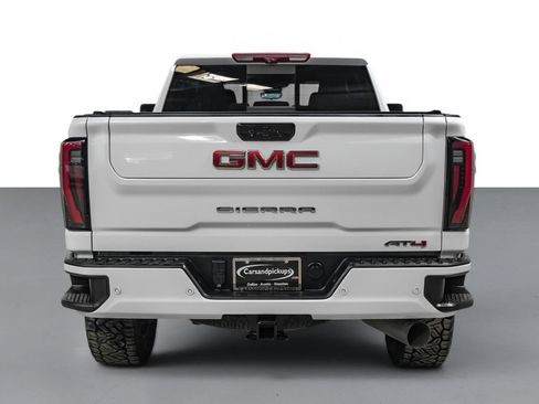 Used 2024 GMC Sierra 2500 AT4 w/ AT4 Premium Plus Package AWD/4WD image 7