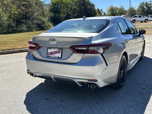 Used 2023 Toyota Camry XSE image 5