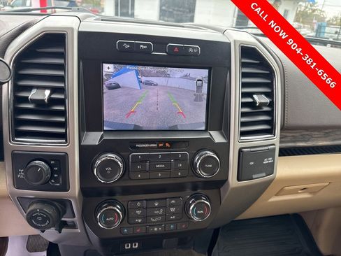 Used 2019 Ford F150 Lariat image 14