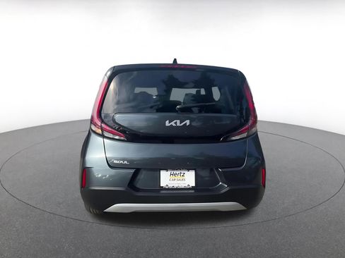 Used 2025 Kia Soul LX w/ LX Technology Package image 12