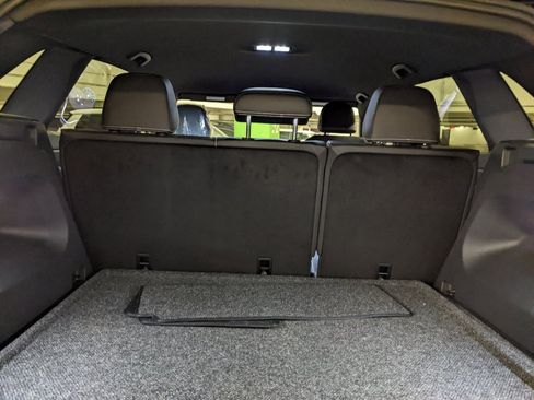 New 2026 Volkswagen Atlas Cross Sport SE image 28