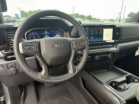 New 2026 Chevrolet Silverado 2500 ZR2 w/ LPO, Dark Essentials Package AWD/4WD image 22