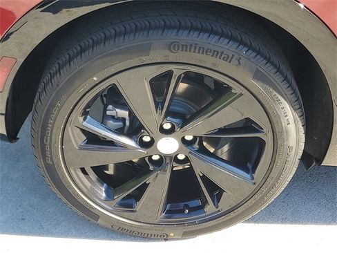 Certified 2021 Buick Envision Essence w/ Technology Package I image 7