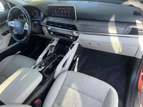 Used 2022 Kia Telluride SX image 12