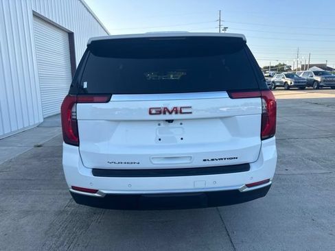 Used 2025 GMC Yukon XL Elevation RWD image 4