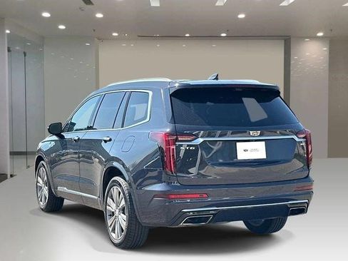 Certified 2024 Cadillac XT6 Premium Luxury w/ Technology Package FWD image 3
