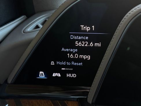 Used 2022 Cadillac Escalade Sport Platinum w/ LPO, ONYX Package image 76