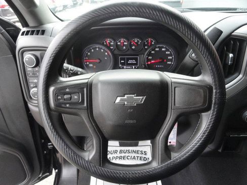 Used 2019 Chevrolet Silverado 1500 Custom Trail Boss w/ Custom Convenience Package AWD/4WD image 15