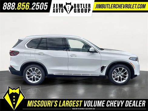 Used 2025 BMW X5 xDrive50e image 8
