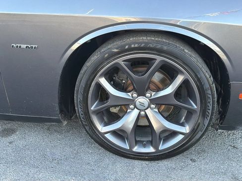 Used 2019 Dodge Challenger R/T RWD image 14