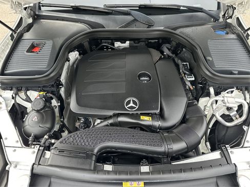 Used 2020 Mercedes-Benz GLC 300 image 27