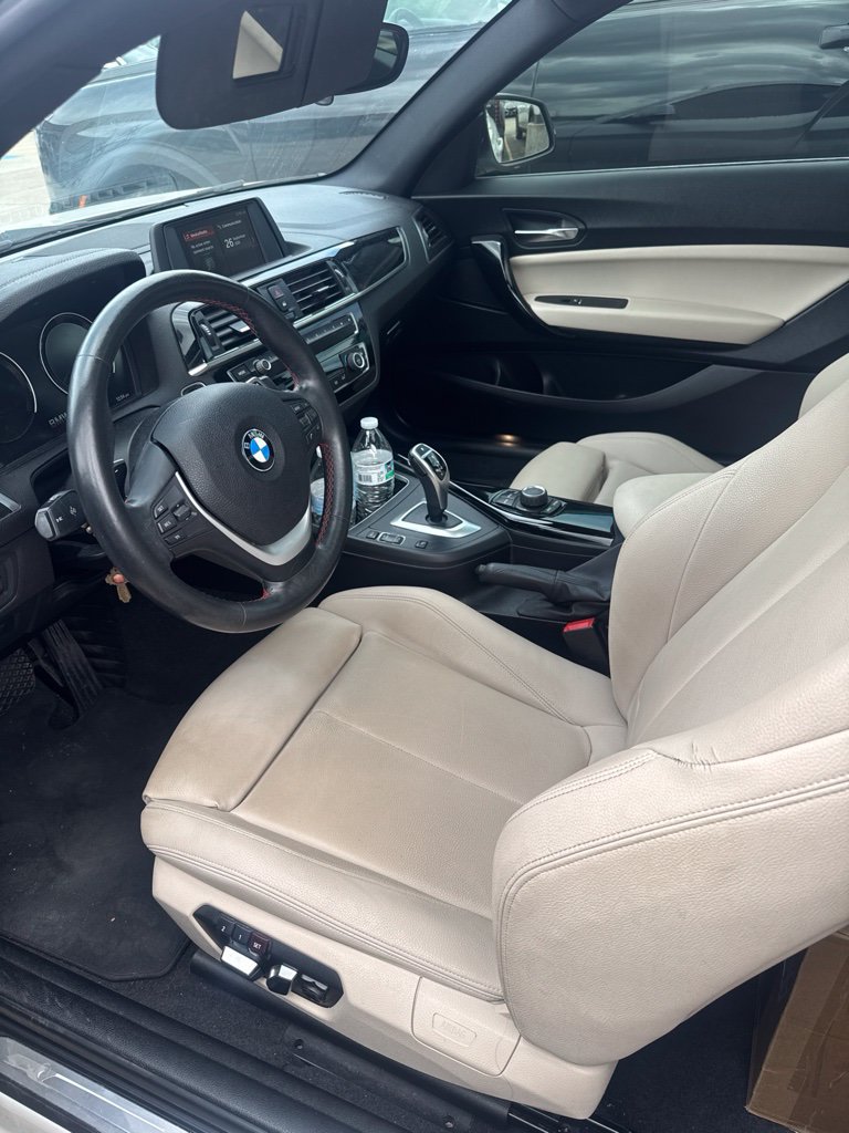 Used 2020 BMW 230i Coupe w/ Convenience Package RWD image 2
