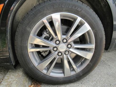 Used 2025 Cadillac XT6 Premium Luxury w/ Platinum Package AWD/4WD image 5